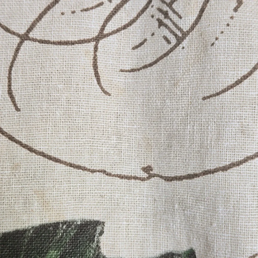 Pottery Barn Amaryllix Winter Bird Botanical Table Runner 18